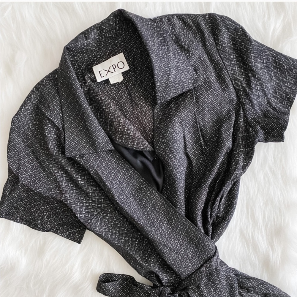 [expo] vintage black/grey wrap dress